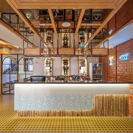 The Lemon Grass Hotel Ґандінаґар Екстер'єр фото